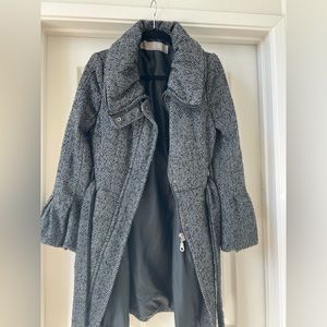 Zara coat from 2010’s worn twice excellent condition. Size small.